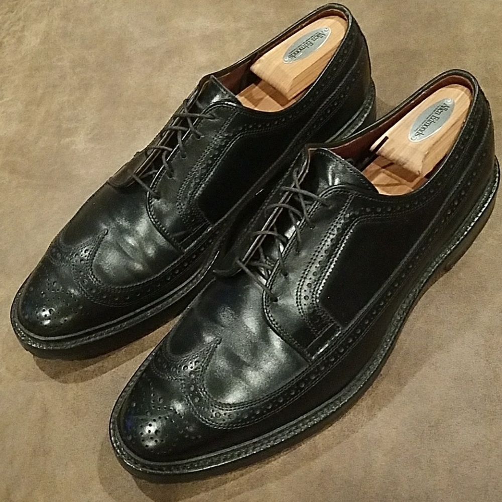 12 D MacNeil Allen Edmonds black wingtips